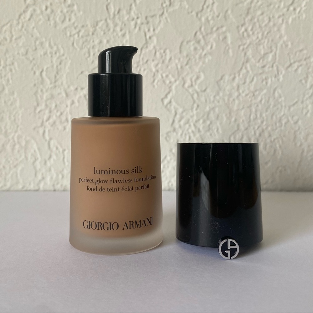 Giorgio Armani Luminous Silk Foundation - Shade 7
